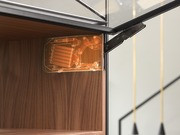 Ferrures Aventos Blum porte relevante