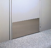 Plinthe de bas de porte